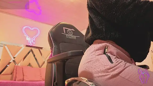 Laylafoxy tay online show from 12.02.25