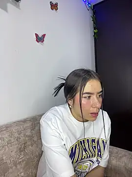 Im Valen Cute online show from 12.27.24