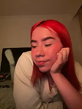 Im Valen Cute online show from 03.06.25