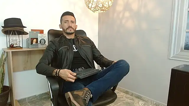 Reiko 85  online show from 02.04.25