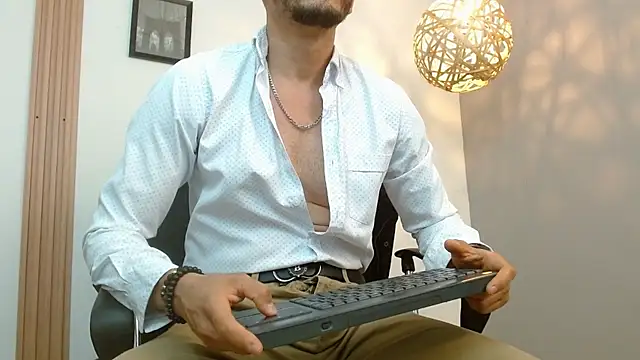 Reiko 85  online show from 02.05.25