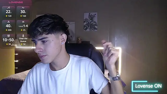 Dyla n18 online show from 11.20.25