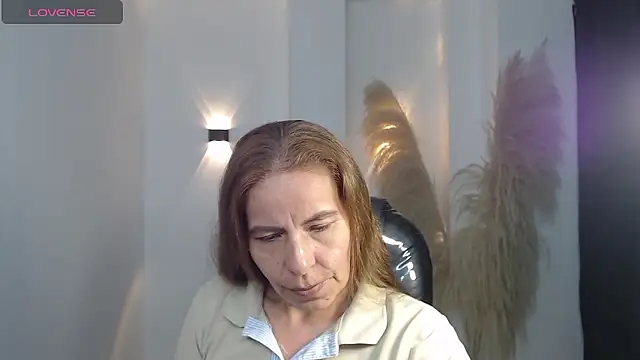 Milf karlye online show from 01.15.26