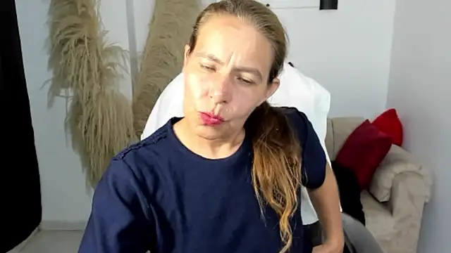 Milf karlye online show from 03.26.26