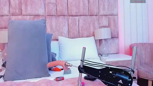 MonserratPeters online show from 03.22.25