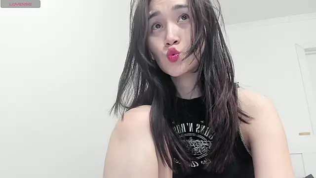 aenie online show from 03.12.25