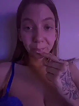 Snapshot of Mandispandis1 chatting on 03.03.25 Mandispandis1 online show from 03.03.25