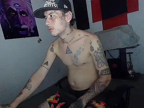 Snapshot of patrik_tattoo_ chatting on 05.31.26 patrik tattoo online show from 05.31.26