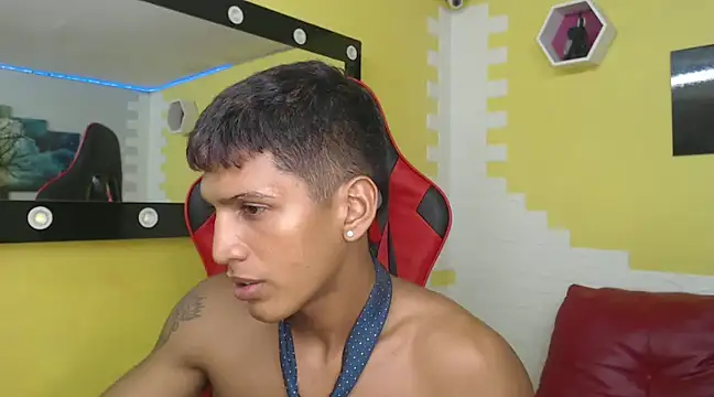 mau elixxx online show from 12.18.24