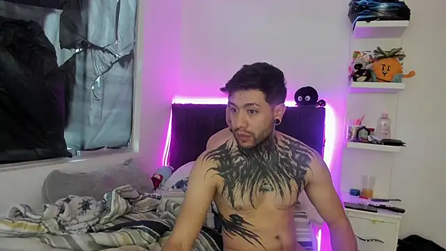 Snapshot of _tatho_perovich_ chatting on 01.09.25 tatho perovich online show from 01.09.25