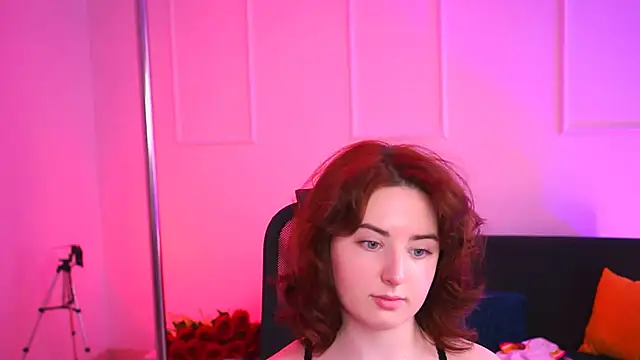 AnnTerry  online show from 02.18.25