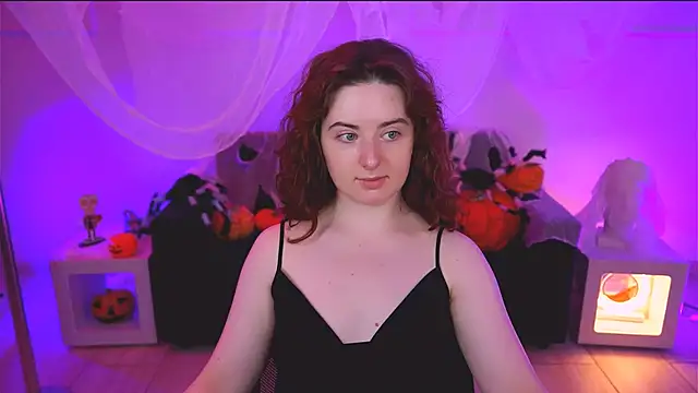 AnnTerry  online show from 11.04.25