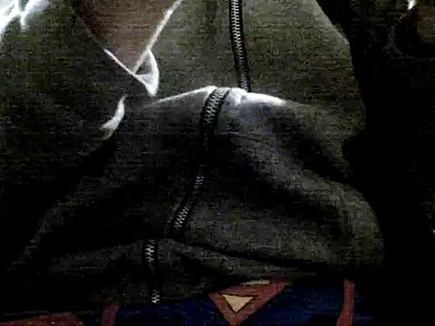 Snapshot of frank32love chatting on 12.12.24 frank32love online show from 12.12.24