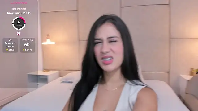 Amiirra  online show from 01.04.25