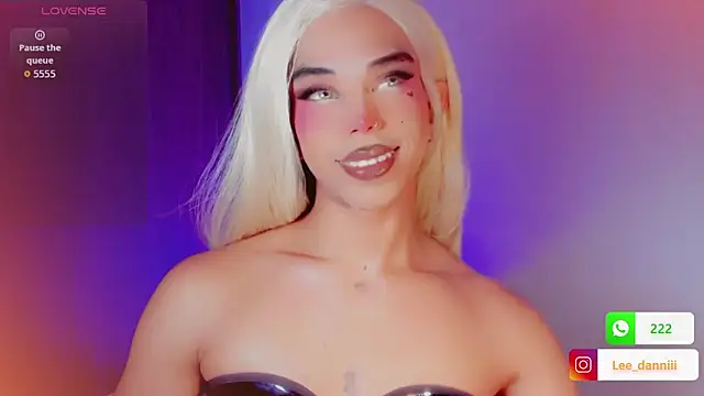 DanniLee  online show from 02.15.26