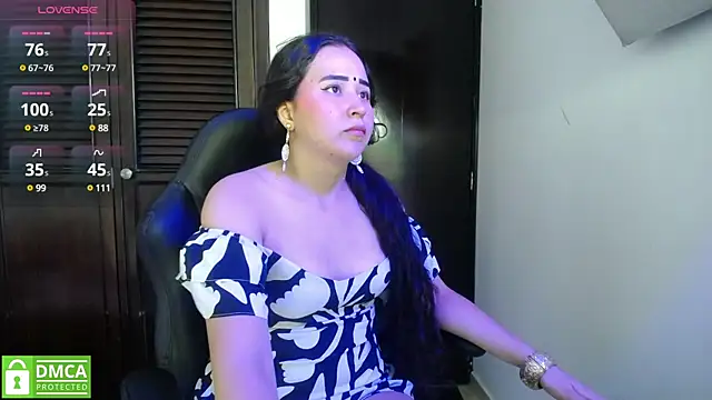 Snapshot of hushaima chatting on 12.11.24 hushaima online show from 12.11.24