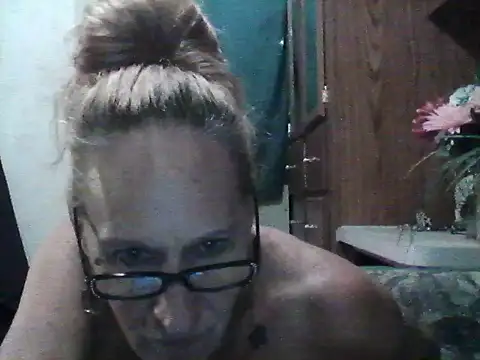 mistresszoila online show from 12.15.25