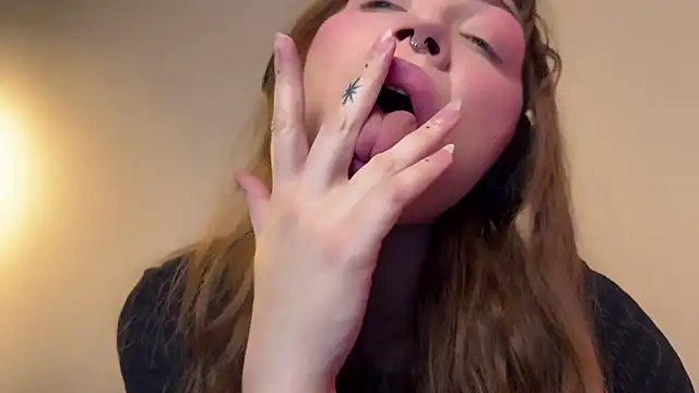 PaulaPratt online show from 01.14.25