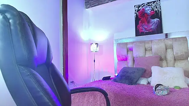 dakota Robbins  online show from 03.16.25