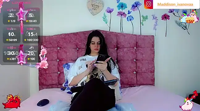 Madisson Ivanova online show from 12.13.24