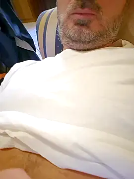 1talianBeutifulCock online show from 01.24.25