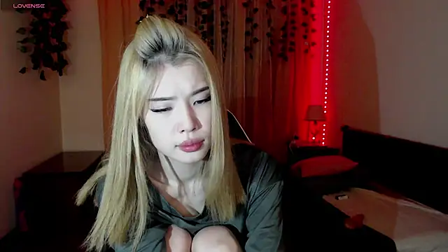 Velvetsky 1 online show from 02.03.25