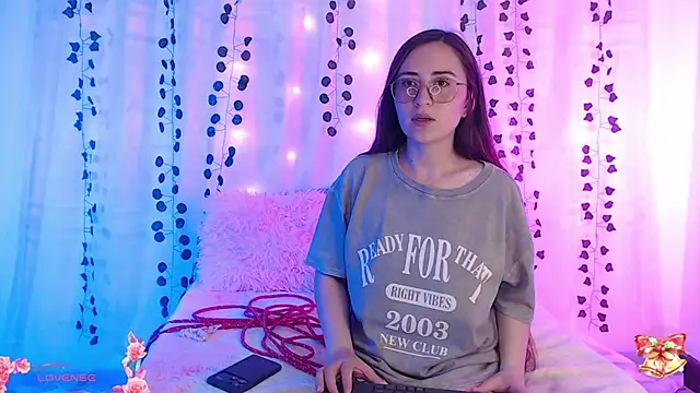 centaurigirl online show from 12.30.24