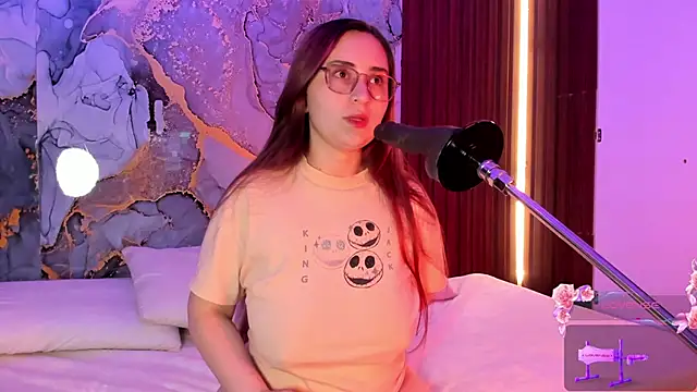 centaurigirl online show from 09.23.25