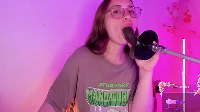 centaurigirl online show from 09.30.25