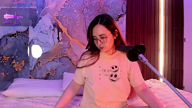 centaurigirl online show from 10.08.25