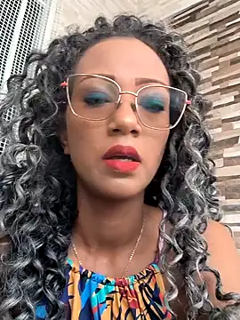 Snapshot of Amaliu_ chatting on 03.17.25 Amaliu online show from 03.17.25
