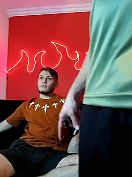 Snapshot of TommyandBillie chatting on 12.01.25 TommyandBillie online show from 12.01.25