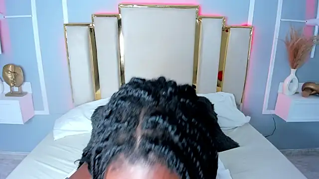 Roxxana-queen online show from 01.21.25