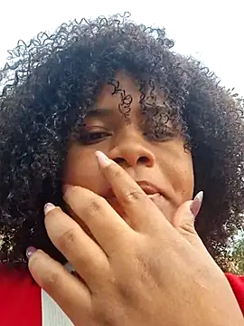 Snapshot of DANIELA_MICHEL chatting on 02.08.25 DANIELA MICHEL online show from 02.08.25