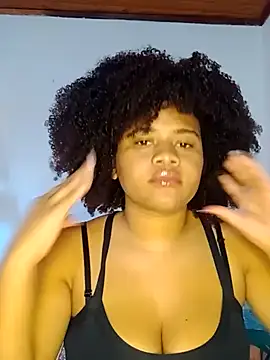 Snapshot of DANIELA_MICHEL chatting on 02.13.25 DANIELA MICHEL online show from 02.13.25