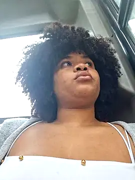 Snapshot of DANIELA_MICHEL chatting on 02.14.25 DANIELA MICHEL online show from 02.14.25