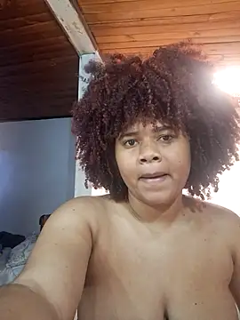 Snapshot of DANIELA_MICHEL chatting on 11.16.25 DANIELA MICHEL online show from 11.16.25