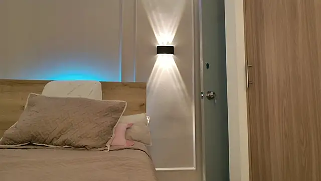 agussaenz online show from 04.01.26