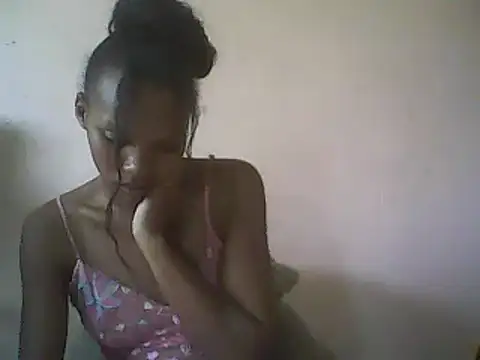 Snapshot of Antsoalie chatting on 01.08.25 Antsoalie online show from 01.08.25