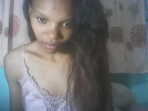 Snapshot of Antsoalie chatting on 11.10.25 Antsoalie online show from 11.10.25