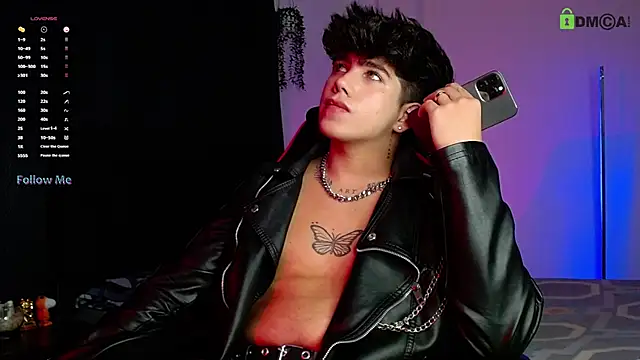 LyleBennett  online show from 11.10.25