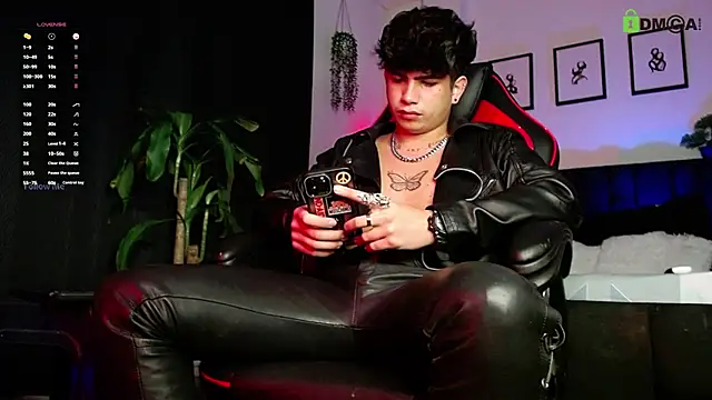 LyleBennett  online show from 02.09.26