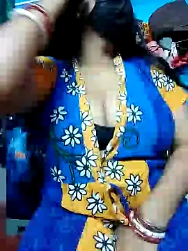 Snapshot of BERRY_00 chatting on 01.19.25 BERRY 00 online show from 01.19.25