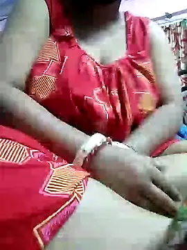 Snapshot of BERRY_00 chatting on 01.28.25 BERRY 00 online show from 01.28.25