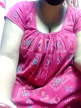 Snapshot of BERRY_00 chatting on 03.07.25 BERRY 00 online show from 03.07.25