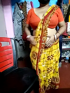 Snapshot of BERRY_00 chatting on 11.07.25 BERRY 00 online show from 11.07.25