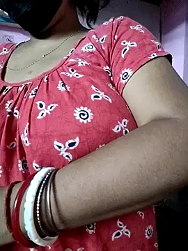 BERRY 00 online show from 04.10.26