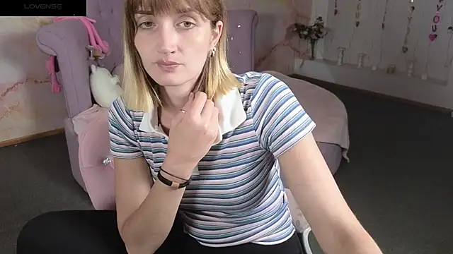 Nika Kitten online show from 06.04.26