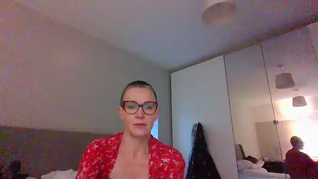 ELEGANT-ARIA36 online show from 01.09.25