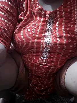 Snapshot of zeevaansari chatting on 10.20.25 zeevaansari online show from 10.20.25